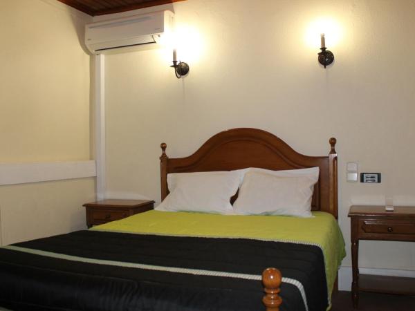 Residencia Vale Formoso : photo 4 de la chambre chambre triple