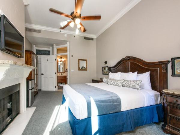 Horton Grand Hotel : photo 10 de la chambre hébergement lit king-size avec balcon