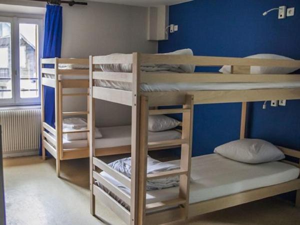 1861 Châtel Hostel : photo 5 de la chambre dortoir (6 adultes)