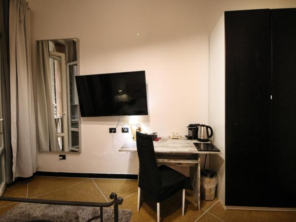 Nik rooms : photo 6 de la chambre chambre double avec salle de bains privative extérieure