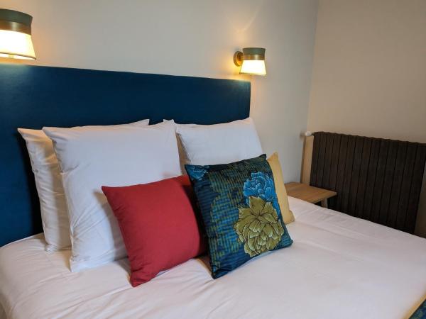 Villa Eliane - parking privé : photo 2 de la chambre chambre double supérieure