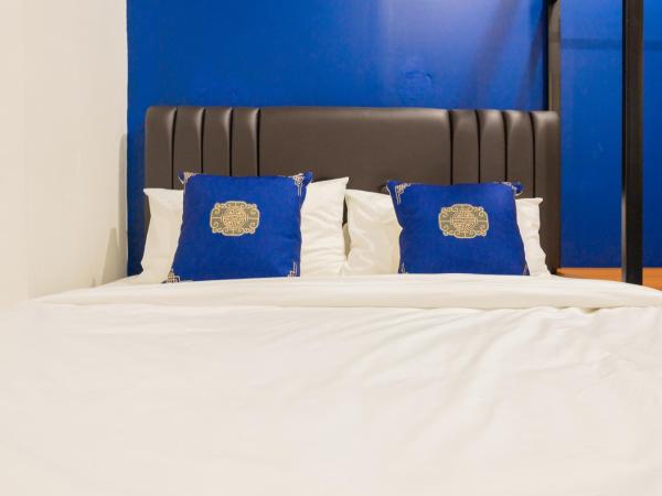 Marco Polo Phuket Poshtel & Bistro : photo 10 de la chambre chambre standard lit queen-size