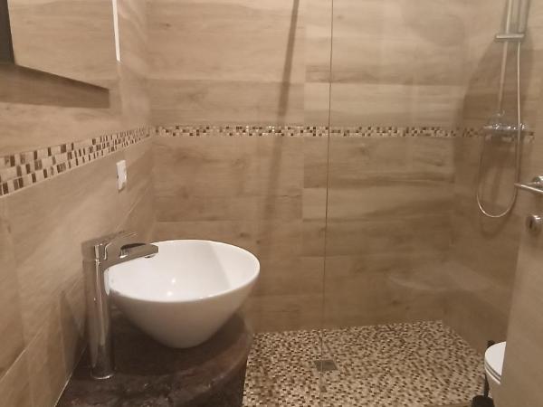 Agriturismo Ponte Florio : photo 5 de la chambre chambre quadruple avec salle de bains privative