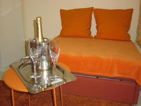 LE GEMME DI PERUGIA - alloggi in centro storico - VIA DELLA CUPA / VIA DELLA LUNA : photo 1 de la chambre chambre triple exécutive