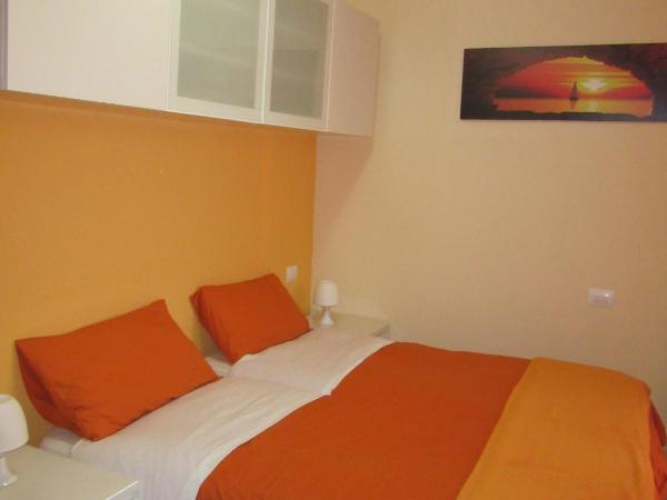 LE GEMME DI PERUGIA - alloggi in centro storico - VIA DELLA CUPA / VIA DELLA LUNA : photo 10 de la chambre chambre triple exécutive