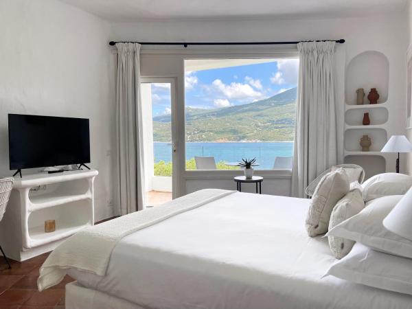 A'mare Corsica I Seaside Small Resort : photo 2 de la chambre chambre quadruple deluxe