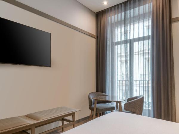 AC Hotel Recoletos by Marriott : photo 5 de la chambre chambre standard lit king-size