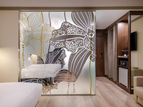 AC Hotel Recoletos by Marriott : photo 5 de la chambre chambre standard lit queen-size