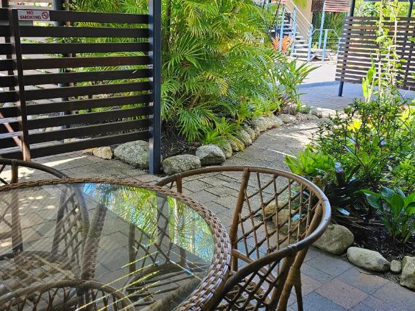 Mango Tree Holiday Apartments : photo 3 de la chambre appartement supérieur