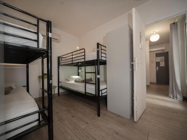 Enjoy Hostel : photo 2 de la chambre lit dans dortoir mixte de 8 lits 