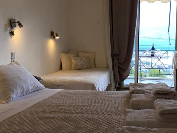 Akrotiri Hotel : photo 9 de la chambre chambre triple - vue sur mer