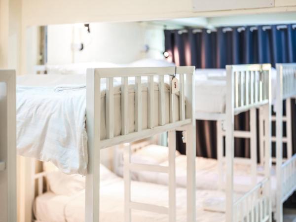 Beds Friends Phi Phi Hostel - Party Hostel : photo 7 de la chambre lit dans dortoir mixte de 8 lits