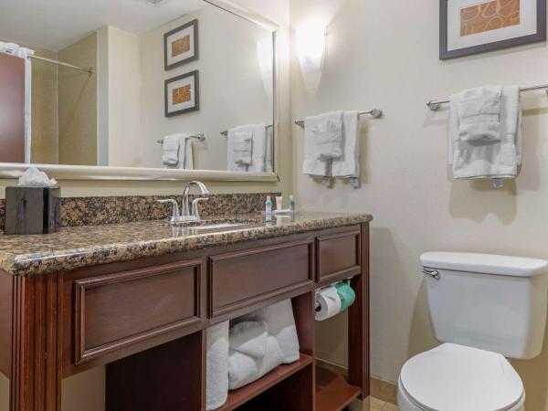 Comfort Suites West Dallas - Cockrell Hill : photo 5 de la chambre suite lit king-size – non-fumeurs