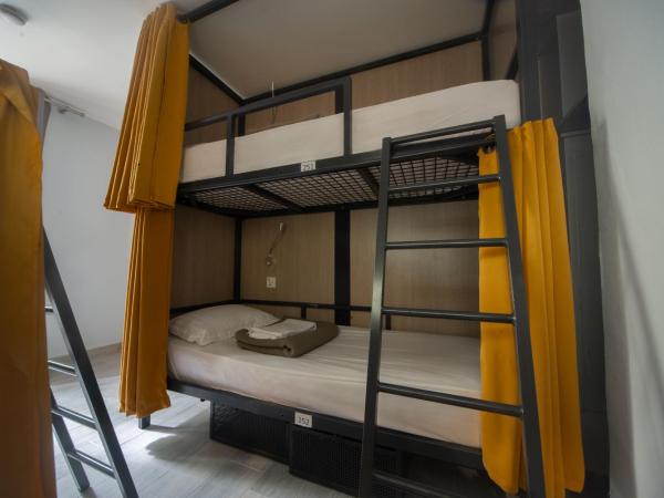 City Inn Paris : photo 2 de la chambre lit dans dortoir mixte de 4 lits