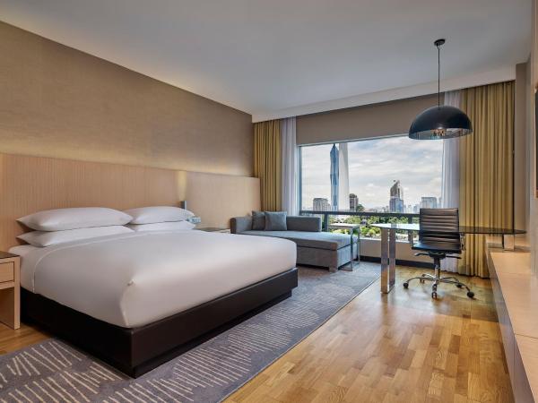 Renaissance Kuala Lumpur Hotel & Convention Centre : photo 1 de la chambre chambre lit king-size deluxe