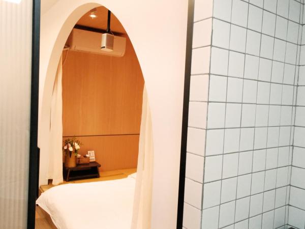 City Park Hotel : photo 3 de la chambre comfortable tatami room with projector- no window