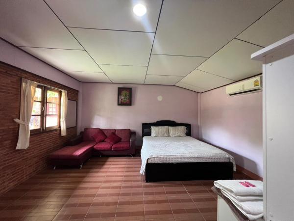 Phet Ban Suan Hotel : photo 2 de la chambre chambre simple deluxe