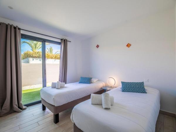 Résidence Pierre & Vacances Premium Vesna Rossa : photo 3 de la chambre villa 2 chambres avec climatisation, piscine privée de 4 mètres et jardin (4 adultes)
