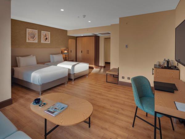 Doubletree By Hilton Antalya City Centre : photo 3 de la chambre chambre lits jumeaux deluxe