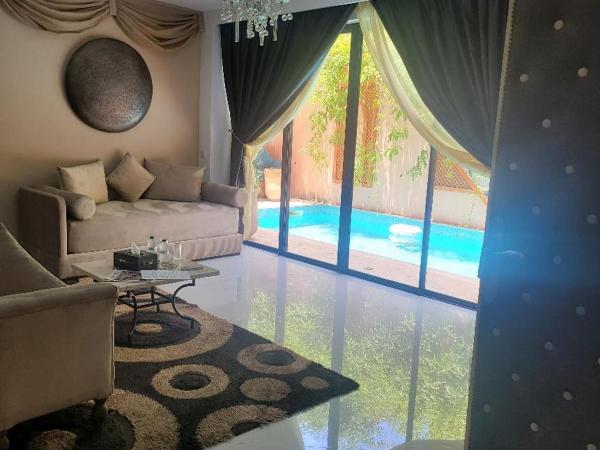 Eden Lodges & SPA : photo 3 de la chambre suite - vue sur piscine