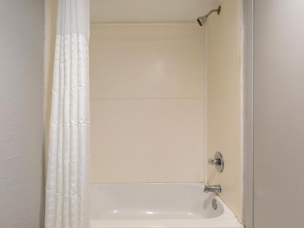 Clarion Hotel & Suites BWI Airport North : photo 3 de la chambre chambre double standard avec 2 lits doubles - non-fumeurs