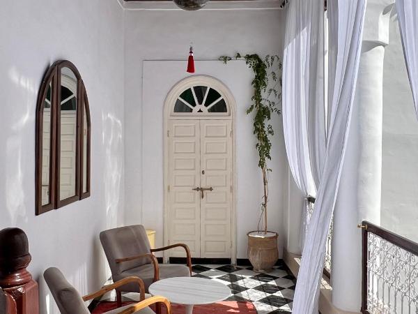 Riad Tizwa Marrakech : photo 5 de la chambre chambre double supérieure