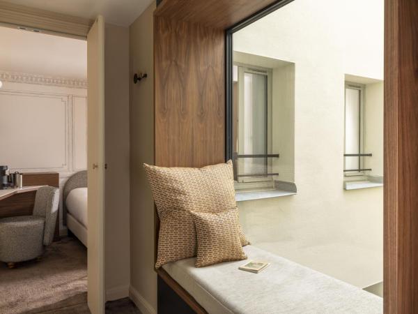 Hotel L de Lutece - Notre-Dame : photo 5 de la chambre chambre double standard
