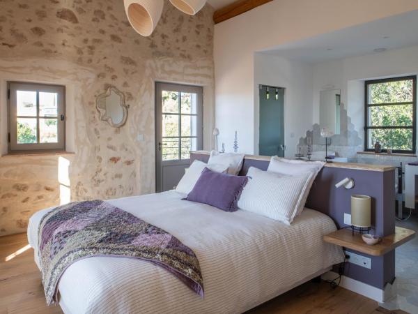 LA BASTIDE DES CULS-ROUSSET : photo 1 de la chambre suite supérieure lit king-size