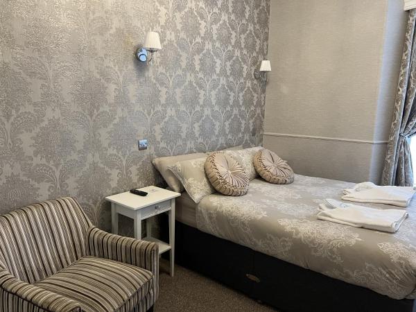 Tanes Hotel : photo 7 de la chambre chambre double standard avec salle de bains commune