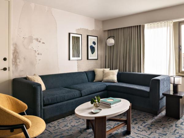 Kimpton Hotel Theta, an IHG Hotel : photo 7 de la chambre suite lit king-size