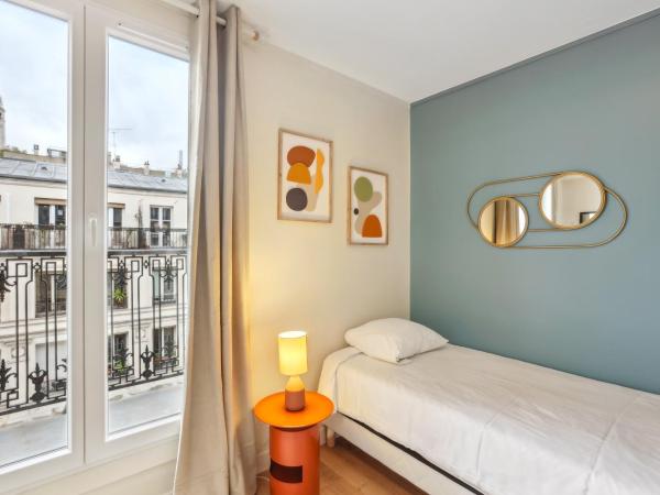 Hôtel Juliette : photo 2 de la chambre chambre simple standard avec salle de bains commune