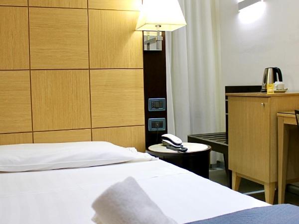 Hotel Fiorella Milano : photo 3 de la chambre chambre simple classique