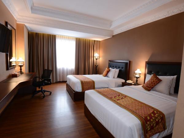 The Rich Jogja Hotel : photo 4 de la chambre chambre lits jumeaux deluxe