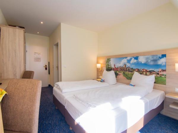 Seehotel Grunewald : photo 10 de la chambre chambre double - vue sur forêt