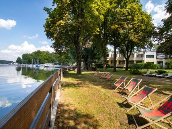 Seehotel Grunewald : photo 7 de la chambre chambre double – vue sur lac