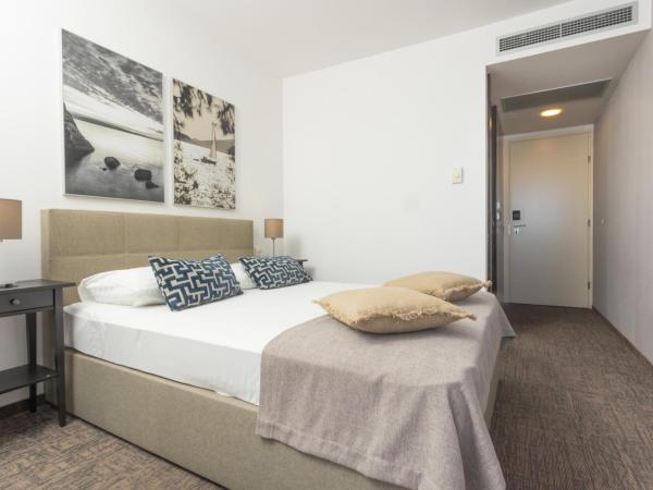 Villa Arausa : photo 3 de la chambre chambre double classique avec balcon et vue sur la mer