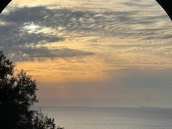 Villa Ravino Secret Retreat : photo 6 de la chambre chambre lit king-size - vue sur mer