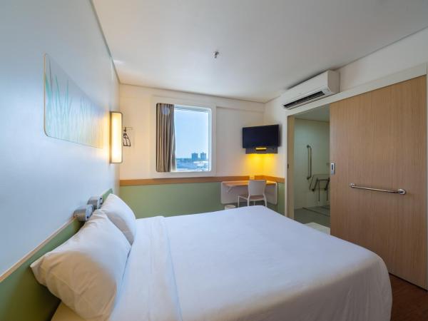 ibis budget Manaus : photo 8 de la chambre chambre double - accessible aux personnes à mobilité réduite 