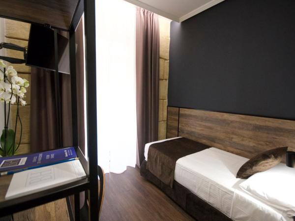 Hotel BH San Francisco Alicante : photo 5 de la chambre chambre simple standard