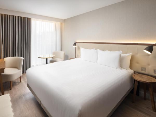 AC Hotel by Marriott Glasgow : photo 1 de la chambre chambre lit king-size standard