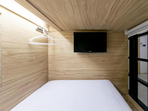 The Bedrooms Hostel Pattaya : photo 4 de la chambre lits superposés dans dortoir masculin 
