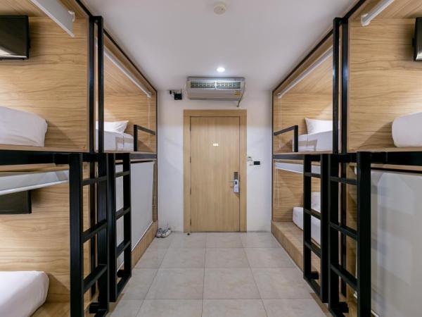 The Bedrooms Hostel Pattaya : photo 7 de la chambre lits superposés dans dortoir masculin 