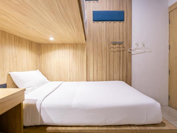 The Bedrooms Hostel Pattaya : photo 8 de la chambre chambre lits jumeaux avec lits superposés