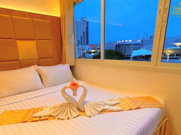 The Grand Lodge Pattaya : photo 5 de la chambre chambre double supérieure