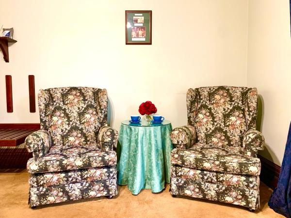 Orana House : photo 5 de la chambre deluxe queen room with mountain view, river view and garden view