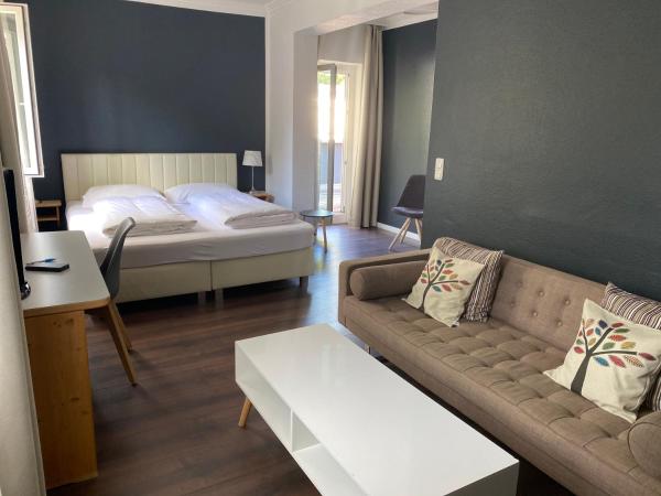 Hotel Villa Solln : photo 7 de la chambre studio avec terrasse