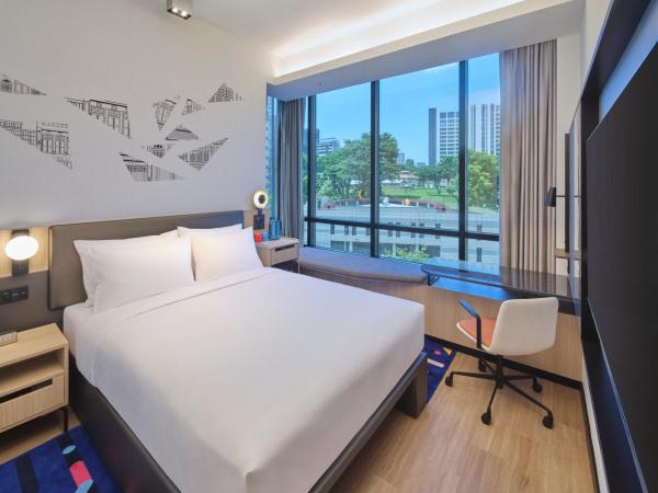 Aloft Singapore Novena : photo 1 de la chambre breezy, guest room, 1 queen, east wing
