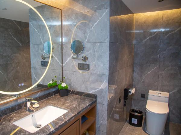 Guangdong Yingbin Hotel-Free Canton Fair Shuttle Bus : photo 4 de la chambre chambre lits jumeaux supérieure