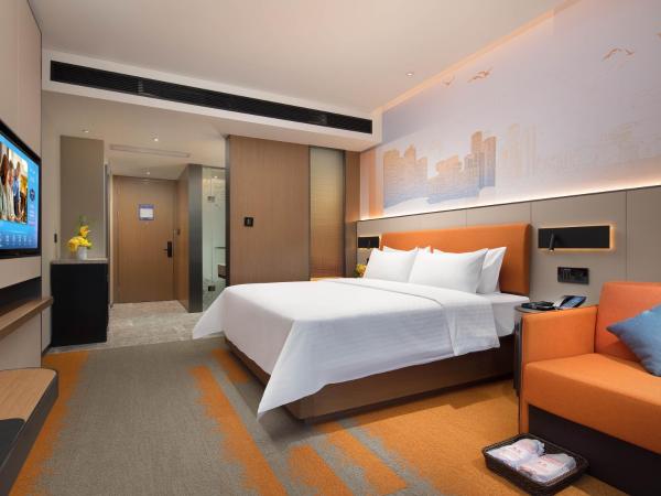Hampton by Hilton Shenzhen Bao'an Airport : photo 2 de la chambre chambre lit queen-size deluxe