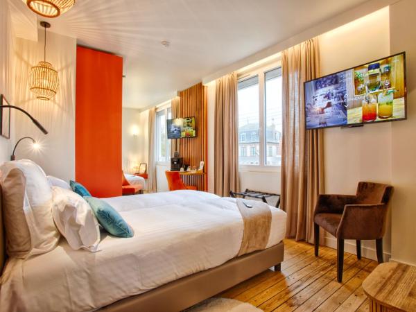 Le Castel Cabourg hôtel & SPA- Restaurant La Calypso : photo 2 de la chambre grande chambre double 